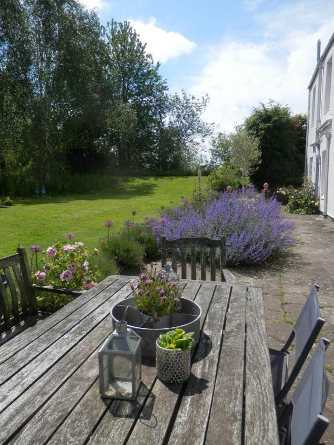 The Naight House Bed and Breakfast Gloucester Exteriör bild